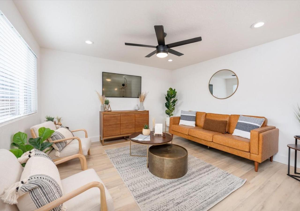 Mid Century Modern Boise-River Bungalow W/ Hot Tub Esterno foto