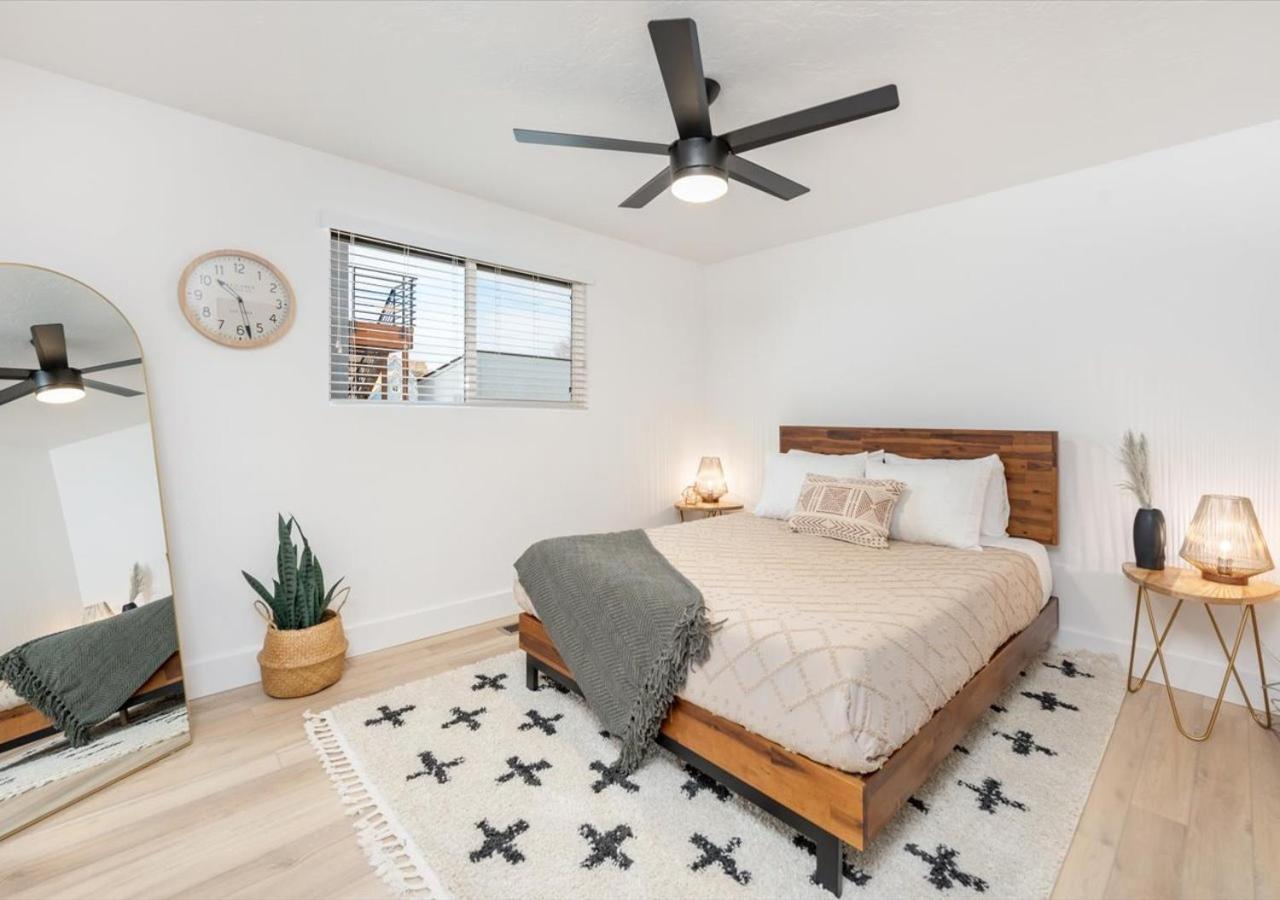 Mid Century Modern Boise-River Bungalow W/ Hot Tub Esterno foto